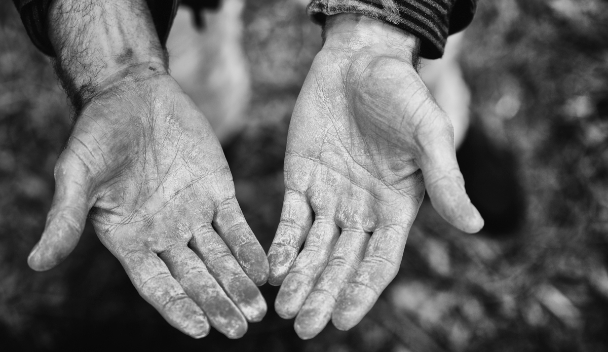 Photo: <a href=\"https://www.redbull.com/us/en/adventure/stories/1331729256032/chris-sharma-giant-ascent\">Red Bull</a>