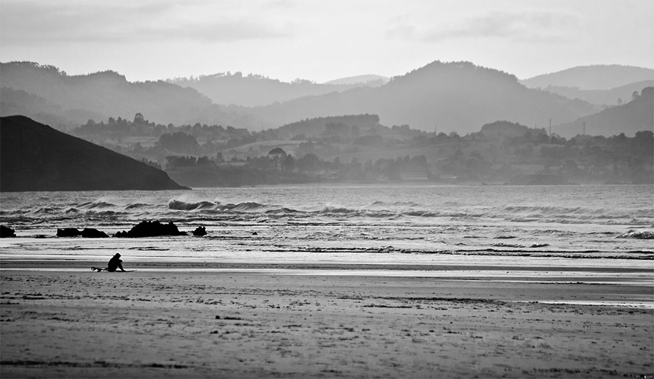 A peaceful moment at the seashore.