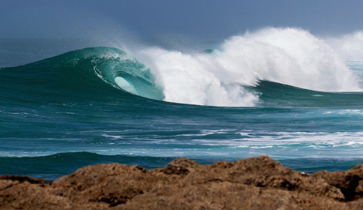Illusions of Perfection: This shore break is probably one of the heaviest in Hawaii, if not the world. It’s not perfect either. This is one of those moments that gives people the illusion that it is. Photo: <a href=\"https://instagram.com/evanfa\">Evan Fa</a>