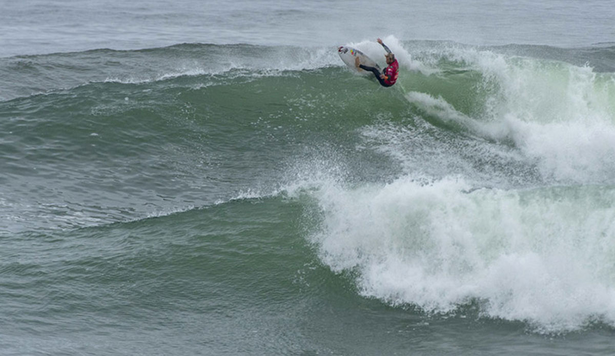 Argentina\'s Leandro Usuna won the men\'s gold medal. Photo: <a href=\"https://www.isasurf.org/\">ISA | Tweddle</a>