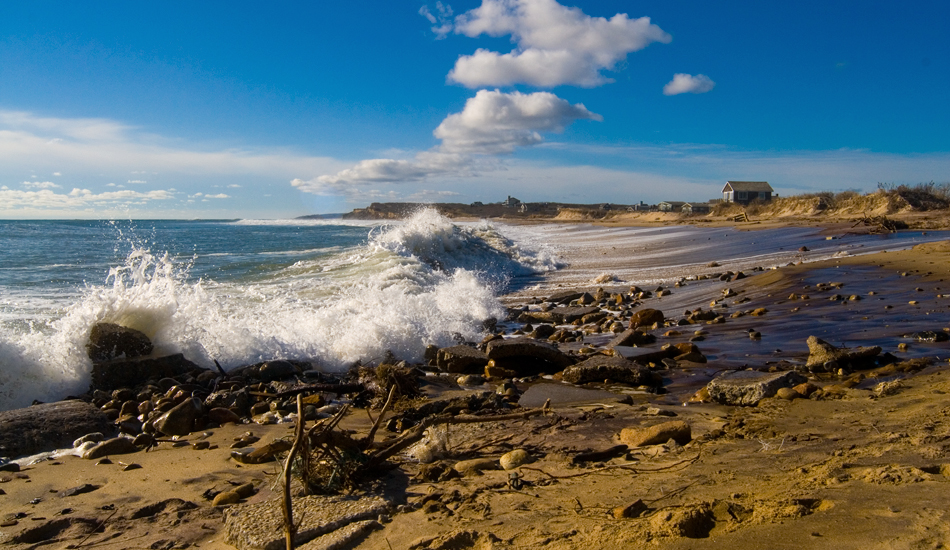 This is the iconic Ditch Plains in Montauk, NY. Photo: <a href=\"https://www.timelessride.com\">Jim Cook</a>