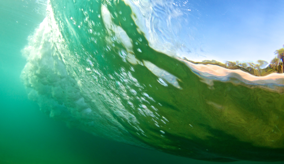 Ass of the wave.  Image: <a href=\"https://gokenji.com/port/\" target=\"_blank\">Croman</a>