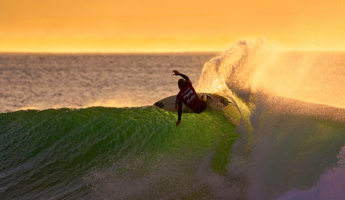 Bede Durbidge, off the top at J Bay. Photo: <a href=\"https://www.kirstinscholtz.com/\">Kirstin Scholtz</a>