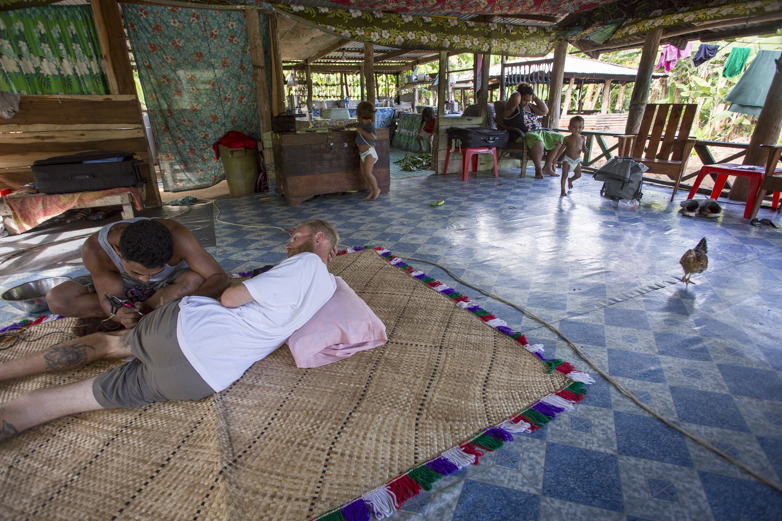 When new-found friends offer to give Jonathan a new tattoo, it’s a hard proposition to resist. Four children, several dogs, and one plucky chicken later, and Jono walked out with a trevally etching on his thigh.