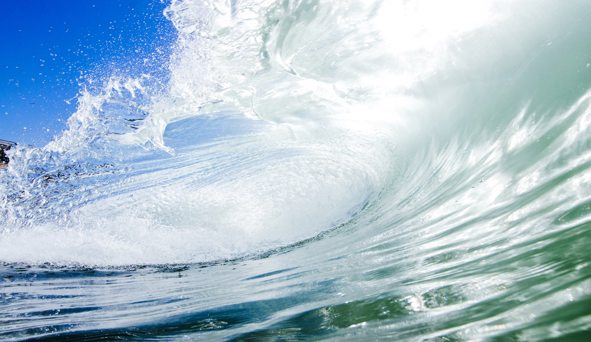 A little morning flare to start things off right. Photo: <a href=\"https://www.lookdontspeak.com\">Andrew Simoni</a>