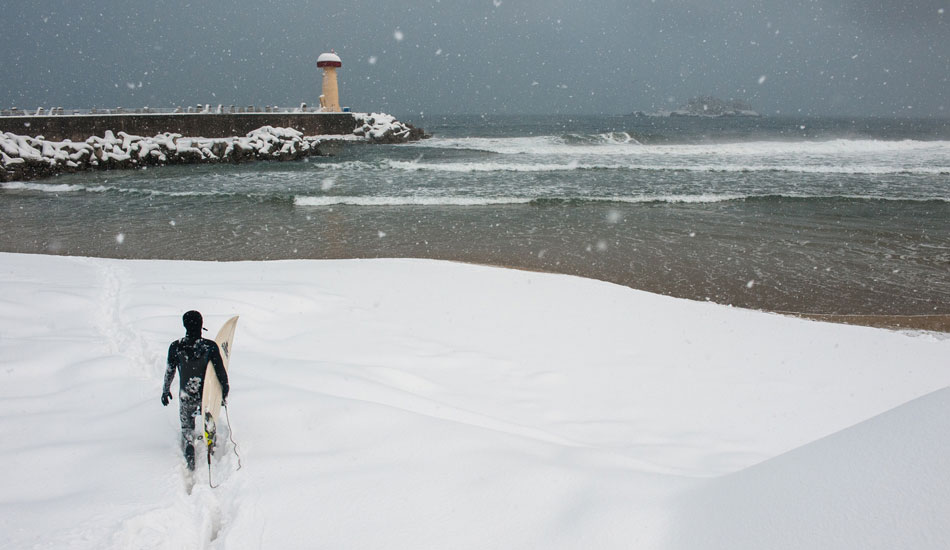 The East Coast of Korea has some of the most consistent and powerful waves in the country. With ever-improving forecasting technology, modern social media, and South Korean connectivity, the short-lived swells which originate in the East Sea are no longer left unsurfed. Photo: <a href=\"https://www.shannonaston.com/\" target=_blank>Shannon Aston</a>.