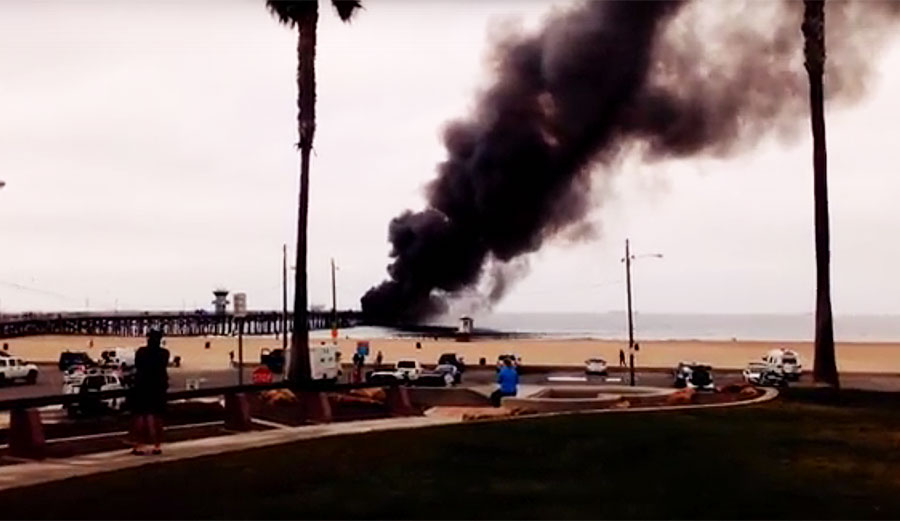 Seal Beach Pier Fire Torches Old Restaurant The Inertia