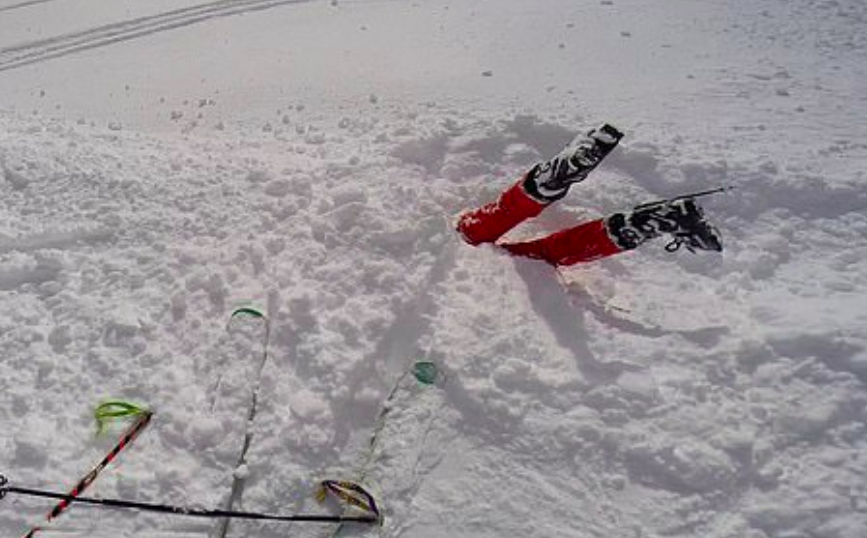 This Skier Rescued in Dramatic Fashion After Yard Saleing Head First
