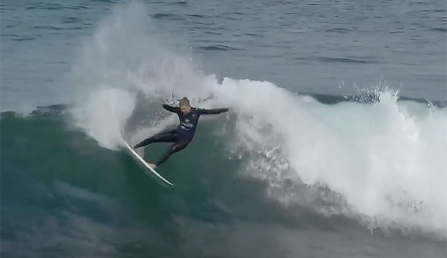 Stephanie Gilmore's Classic Style on Full Display at Bells Beach