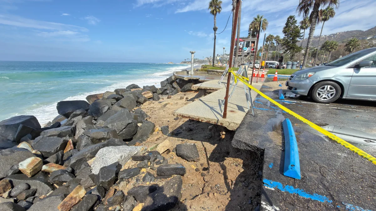 Severe Erosion Affects Aliso Beach Amid El Niño Conditions