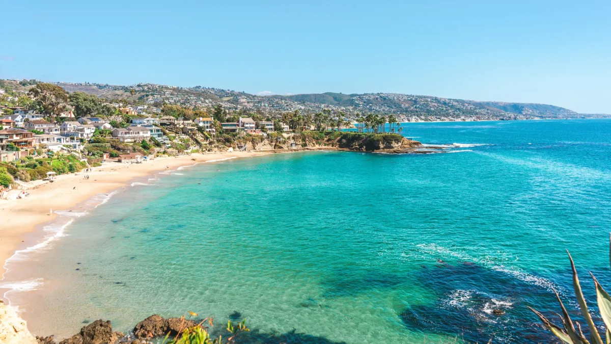 Man Dies While Bodysurfing at Crescent Bay, Laguna Beach