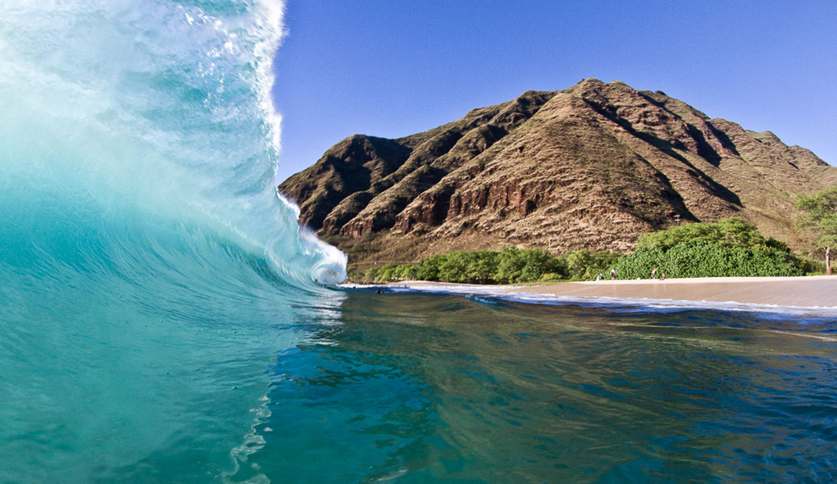 October: Blue Hawaii. West side, Oahu. Photo:<a href=\"https://www.narrowpathmedia.com.au/#0\"> Andrew Carruthers</a>