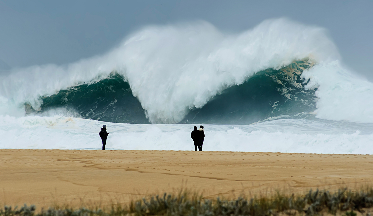 Praia do Norte. Photo: Photo: <a href=\"https://www.instagram.com/helio_antonio/?hl=en\">Hélio António</a>  