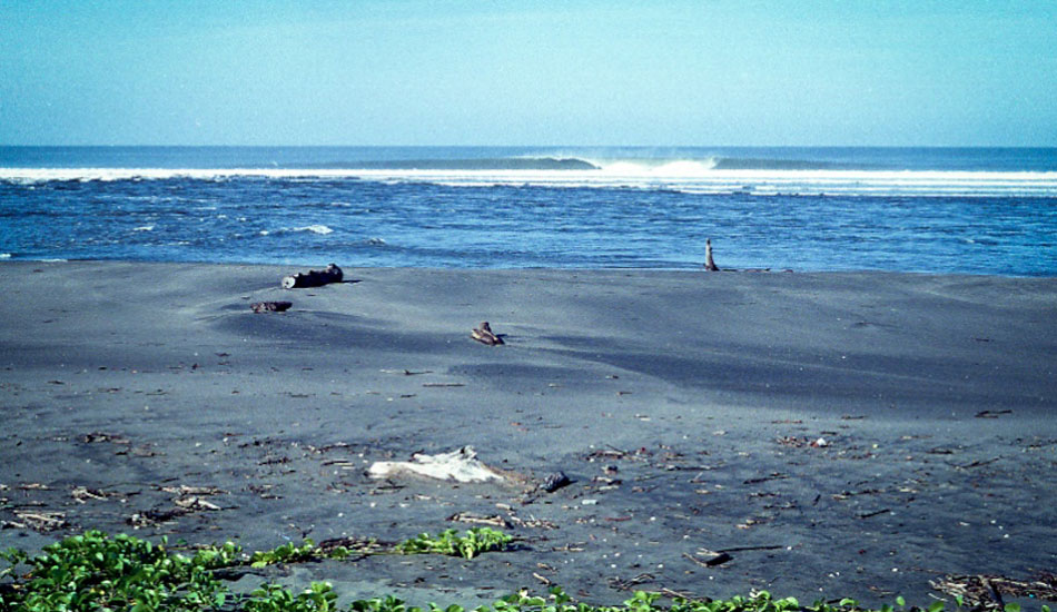 This is a rivermouth wave in Nicaragua where I broke my leash one or two waves after a long paddle out and had an even longer swim in to find my board. Photo: <a href=\"https://mattdegreff.com/\" target=_blank>Matt Degreff</a>.