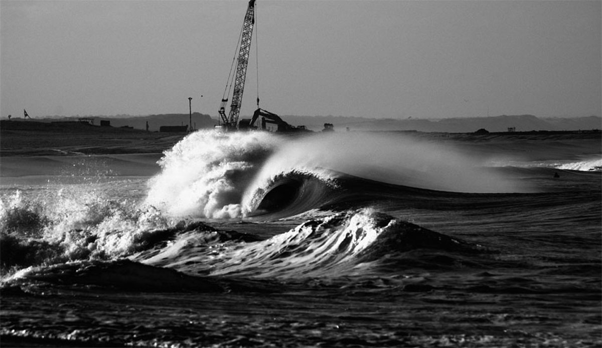 Hossegor furious Gravière, winter 2008. Photo:<a href=\"https://www.yoannsegalen.fr/\" target=_blank>Yoann Segalen</a>.