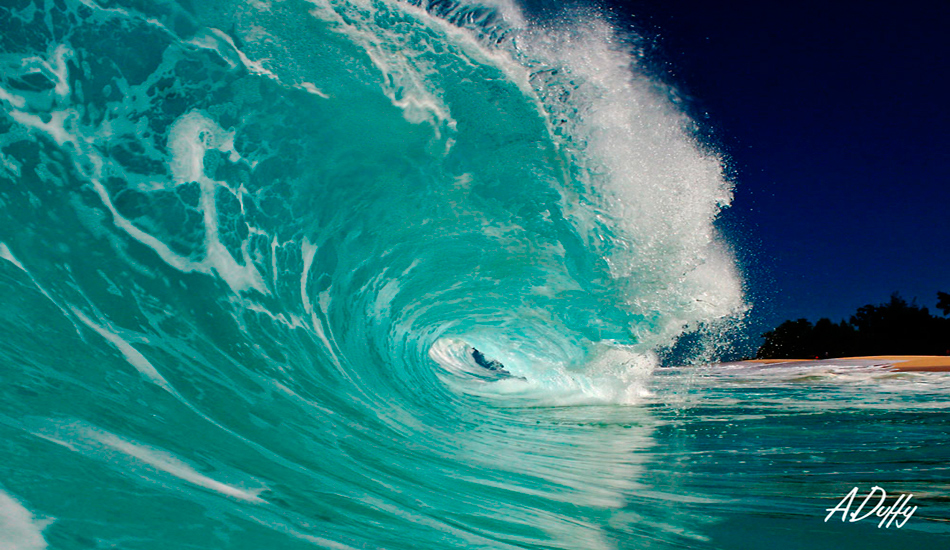 You need to head to the North Shore at least once in your life. Photo: <a href=\"https://adamduffyphotography.com/\">Adam Duffy.</a>