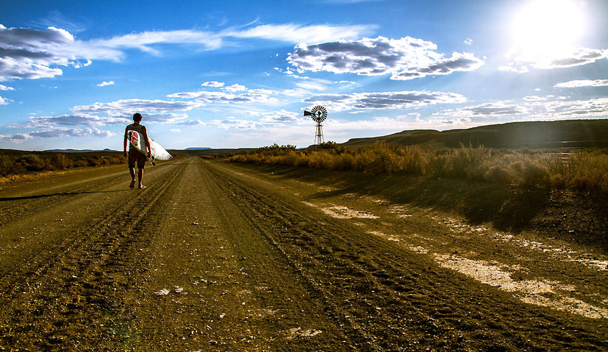 Long farm roads can lead to gold. Photo: <a href=\"https://www.facebook.com/pages/Pho-Tye-Studio/398591356893177?fref=nf\"> Tyerell Jordaan</a>