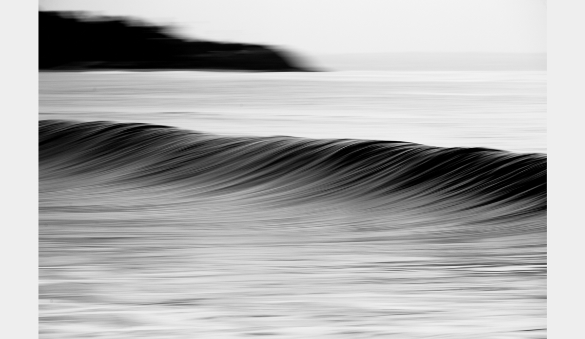 You need pretty glassy conditions for waves light this, but I love how sharp the texture on the face of the wave is.  Photo: <a href=\"https://www.facebook.com/chrisdelorenzophotography\">Chris DeLorenzo</a>