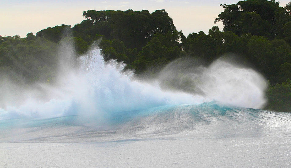 A phantom wave on Bankaru, this wave spat tornadoes. An unsuspecting guest was under this one. Photo: <a href=\"https://instagram.com/alexandercleland\" target=\"_blank\">Alexander Cleland</a>.