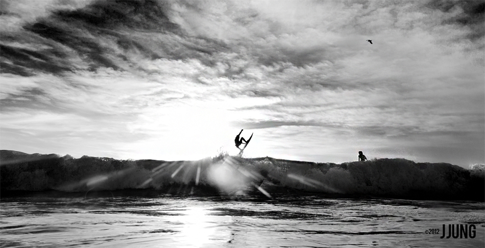 An unknown surfer. Photo: <a href=\"https://jungphoto.com/\" target=_blank>Justin Jung</a>