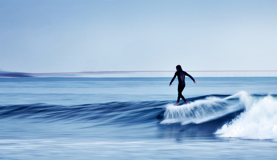 Sliding through the moonlit cove. Photo: <a href=\"https://paulgreenephoto.com/\" target=_blank>Paul Greene</a>