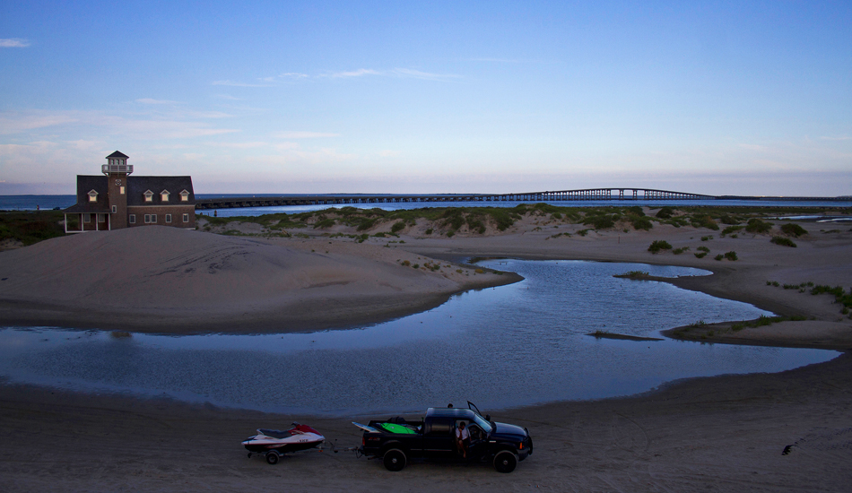 A gorgeous shot of the Oregon Inlet in the Outer Banks of North Carolina. Photo: Eddie Compo/The Wildlyfe