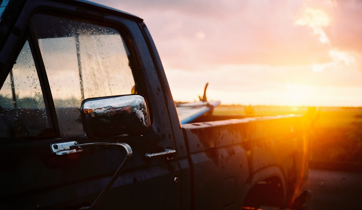Dawn Patrol; getting ready after my work shift | Olympus 35 RC | Fuji Superia 400 Photo: <a href=\"https://www.alohabigmike.com/\">Aloha Big Mike</a>