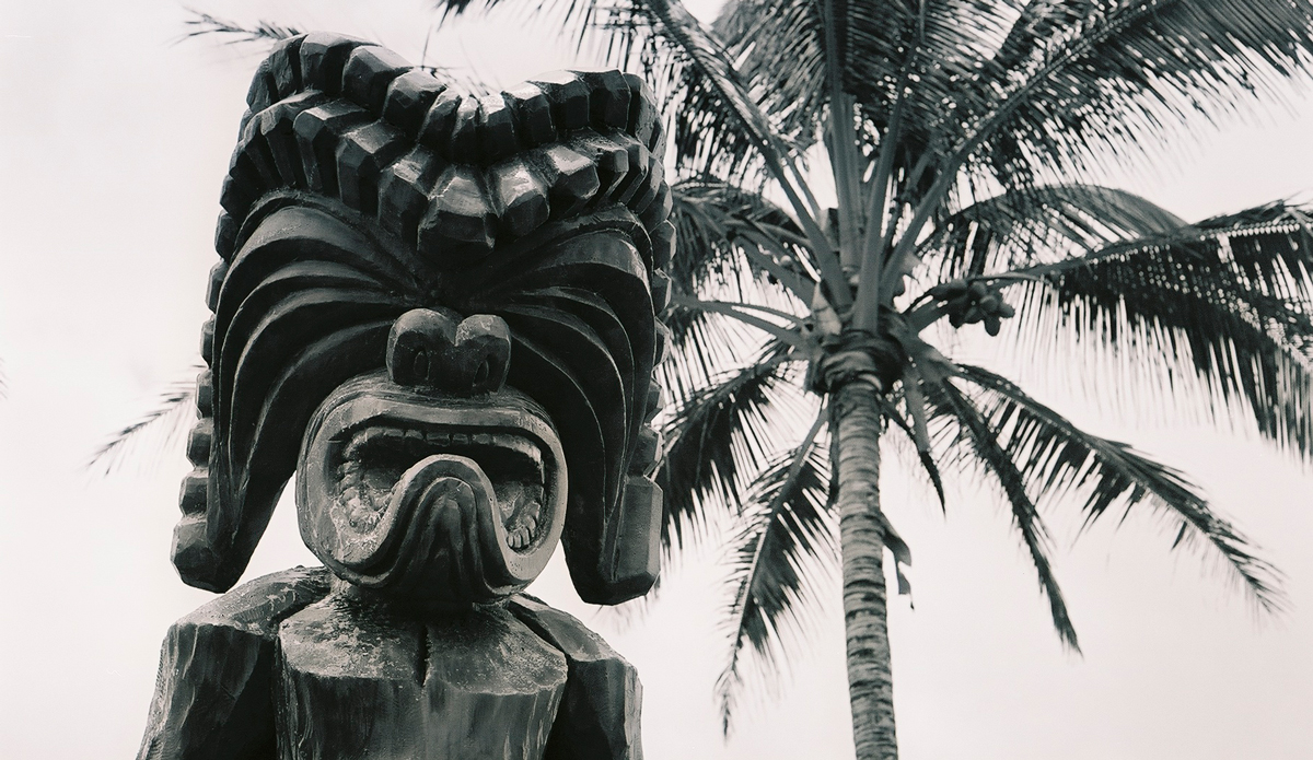 Hawaii | Konica S3 | Ilford XP2 Photo: <a href=\"https://www.alohabigmike.com/\">Aloha Big Mike</a>