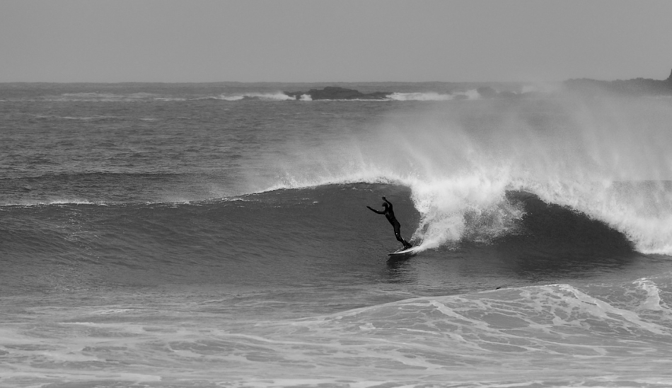 Throw your arms in the air. Photo: <a href=\"www.andyhillphotography.com\">Andy Hill</a>