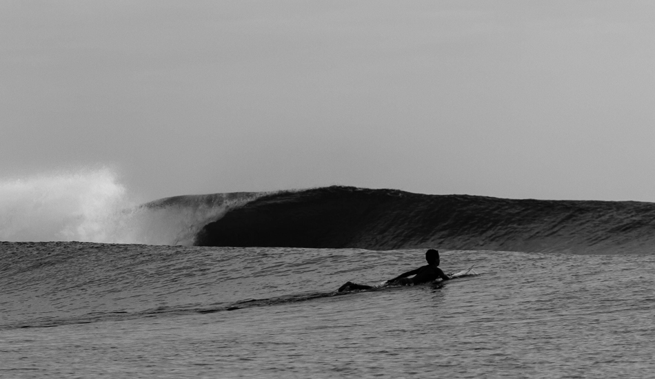 Local Mentawai surfer Daniel clears the crowd at Macaronis. Photo: <a href=\"https://www.andypotts.com.au\" target=\"_blank\">www.andypotts.com.au</a>