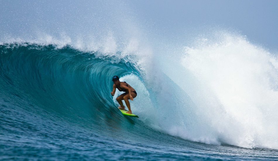 Sam Cornish inside a coke\'s barrel in the Maldives. Photo: <a href=\"https://www.andypotts.com.au\" target=\"_blank\">www.andypotts.com.au</a>