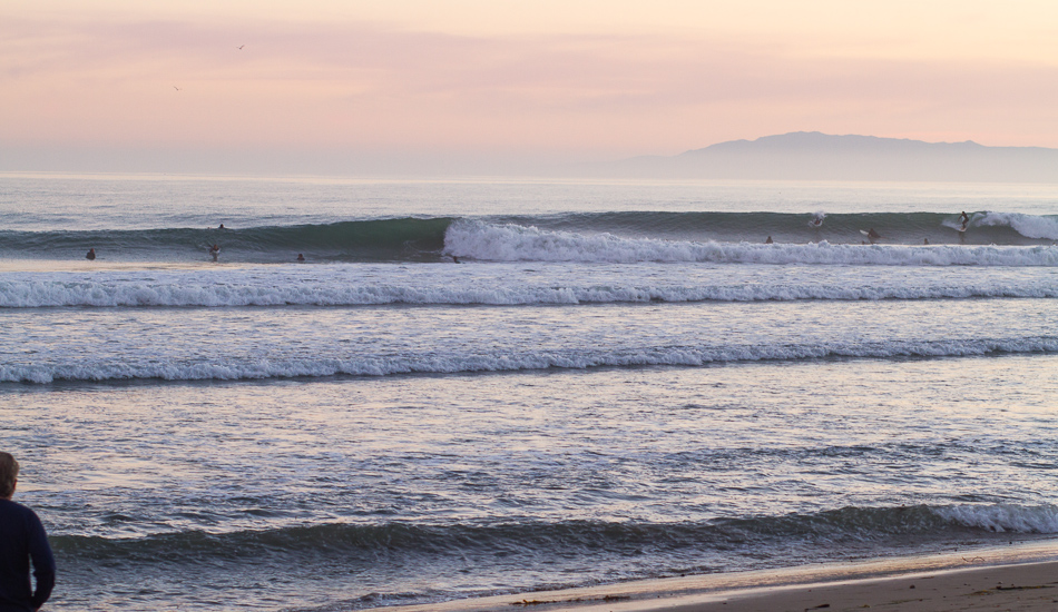 This make me want to paddle back out and get inverted on a long high line drift. Photo: <a href=\"https://lowtiderising.com\">Aroyan/lowtiderising.com</a>