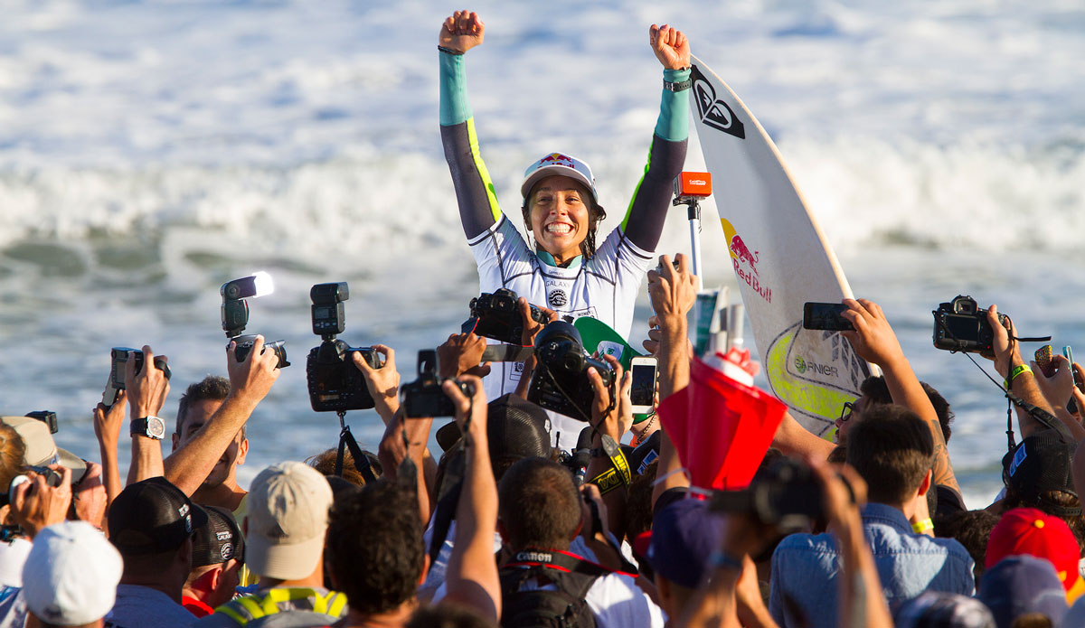 Sally Fitzgibbons of Gerroa, NSW, Australia, has won the Billabong Rio Pro defeating World No. 1 Carissa Moore in the final on Monday. Fitzgibbons posted a near-perfect 9.27 score to defeat Moore. Photo: <a href=\"https://www.aspworldtour.com/\">ASP | Smorigo</a>