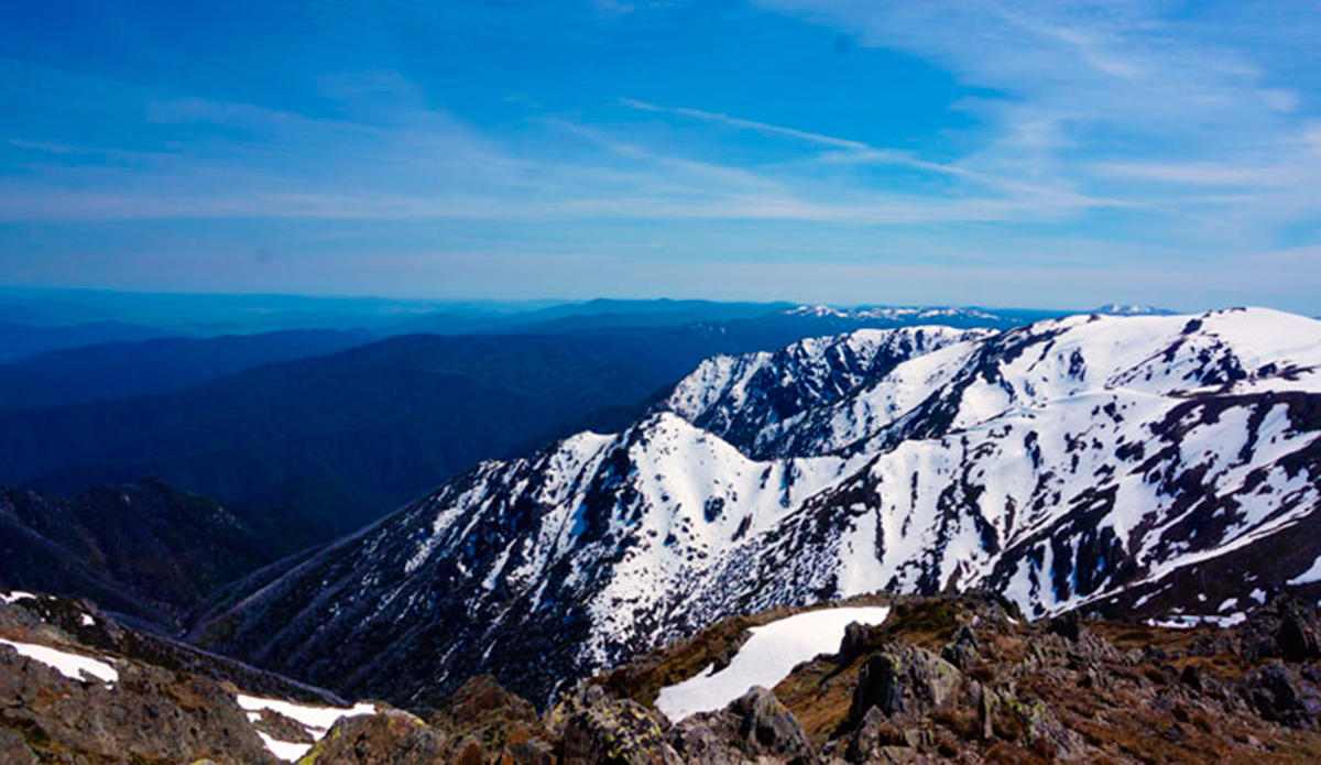 Looking towards the backside of Watsons Craggs and Twynham West Spur. The light was so beautiful. Photo: Alexa Hohenberg