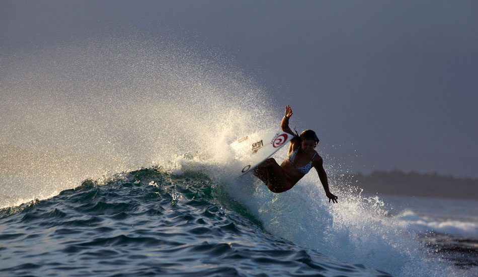 Pauline Ado, off the lip at Roxy\'s.  Photo: <a href=\"https://clareplueckhahn.com.au/\" target=_blank>Clare Plueckhahn</a>.