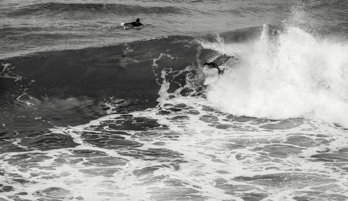 Nice backside barrel at on the North Shore.  Kauai\'i, Hawaii.
