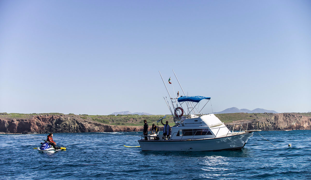 The ride out. Photo: <a href=\"https://www.driftwoodfoto.com/\">Ben Ginsberg</a>