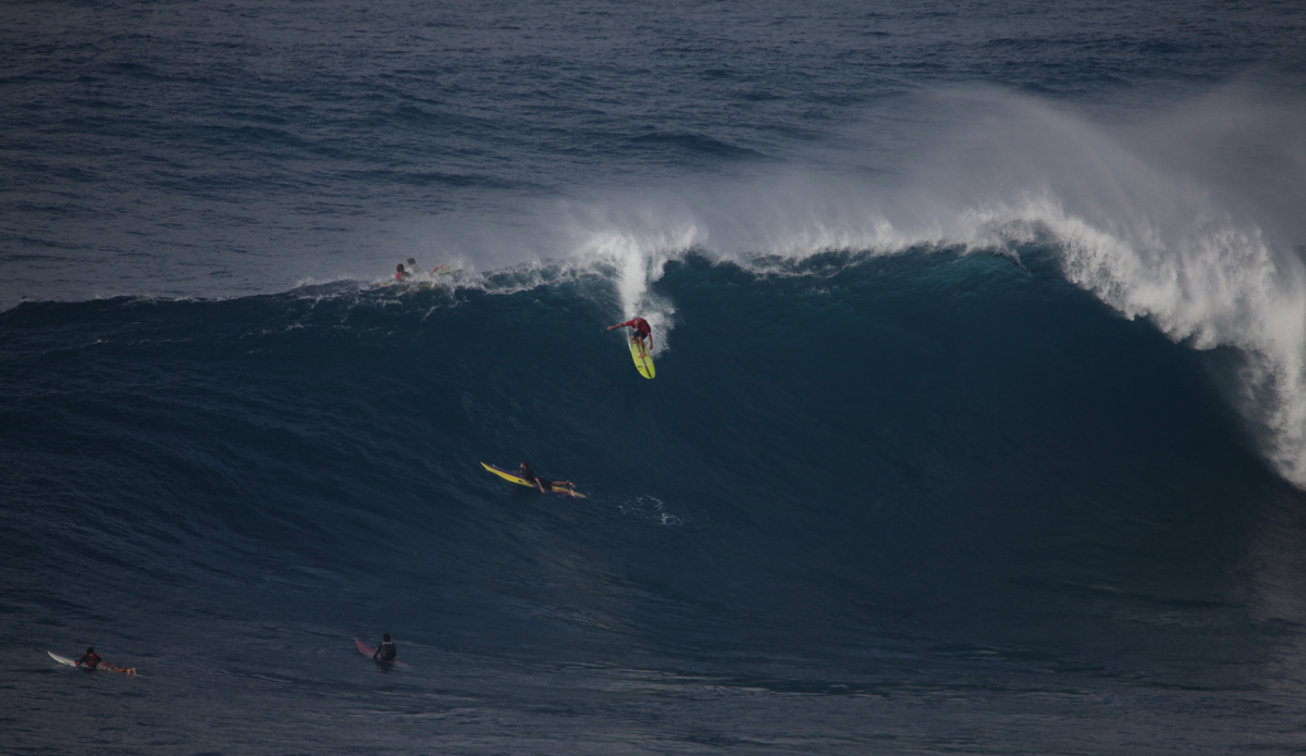 Slater Jaws Green board.
Kelly Slater at Pe\'ahi (Jaws) on Jan 16, 2016. Photo: Shannon Marie Quirk @shannonreporting