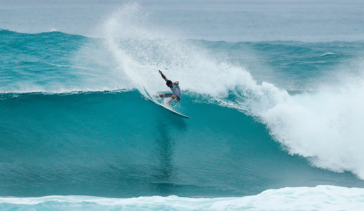 Ezekiel Lau. Photo: <a href=\"https://www.worldsurfleague.com/\"> WSL</a>