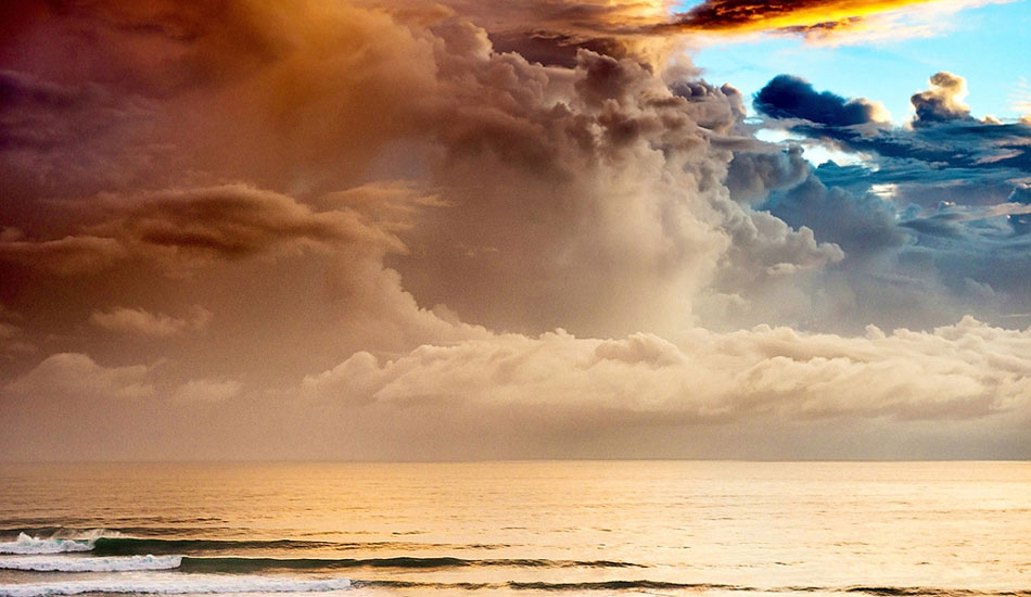 Uluwatu breaking on the outer ledge. Don\'t be fooled. It\'s much bigger than it looks. Photo:<a href=\"https://9mphoto.com/#/special/splash/9mphoto-lifestyle-water-photography/\">Myles McGuinness</a>