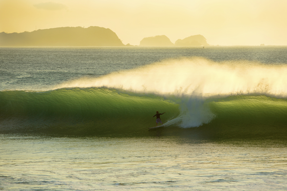 Right hand bomb in Japan. Photo: <a title=\"JeffFlindt.com\" href=\"https://www.jeffflindt.com/Jeff_Flindt_Photography/Home.html\" target=\"_blank\">Jeff Flindt</a>