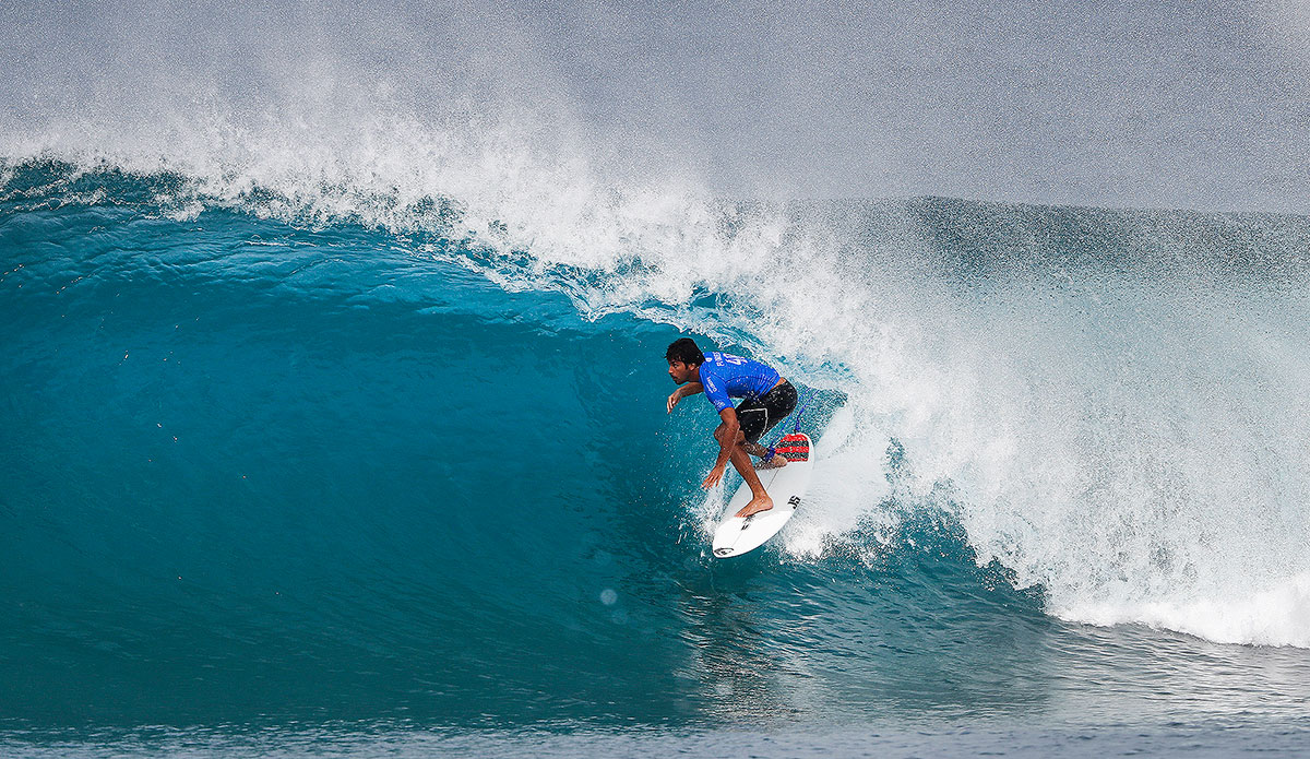 Jeremy Flores. Photo: <a href=\"https://www.instagram.com/damien_poullenot/\">Poullento</a>/<a href=\"https://www.worldsurfleague.com/\">WSL</a>