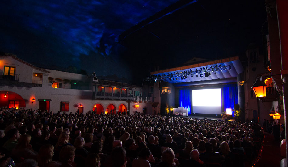 The Arlington Theatre holds 2000 people. The ceiling feels like you\'re outside at night with a few stars in the sky. Photo: <a href=\"https://lowtiderising.com/\" target=_blank>Branden Aroyan/lowtiderising.com</a>