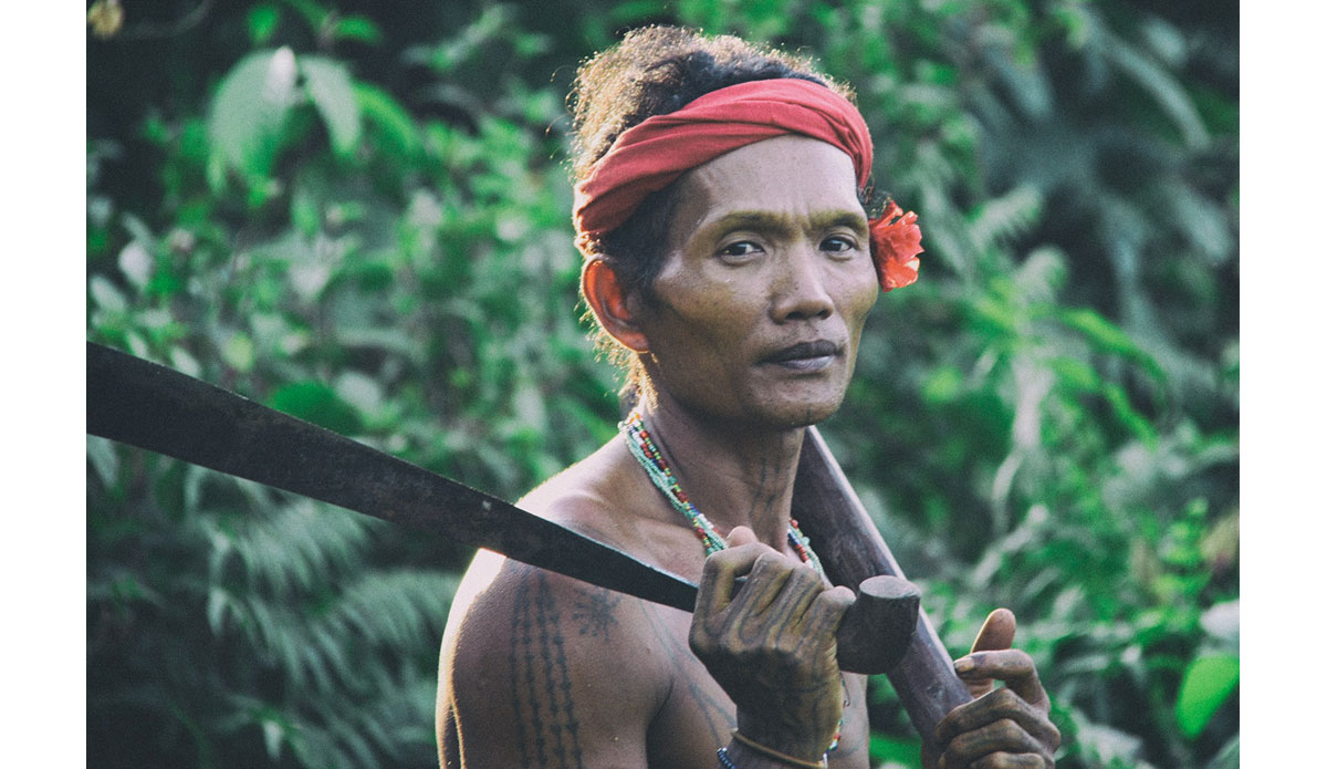 The Mentawai people are amazing. Photo: <a href= \"https://joaobracourt.com/\" target=_blank>Joao Bracourt.</a>