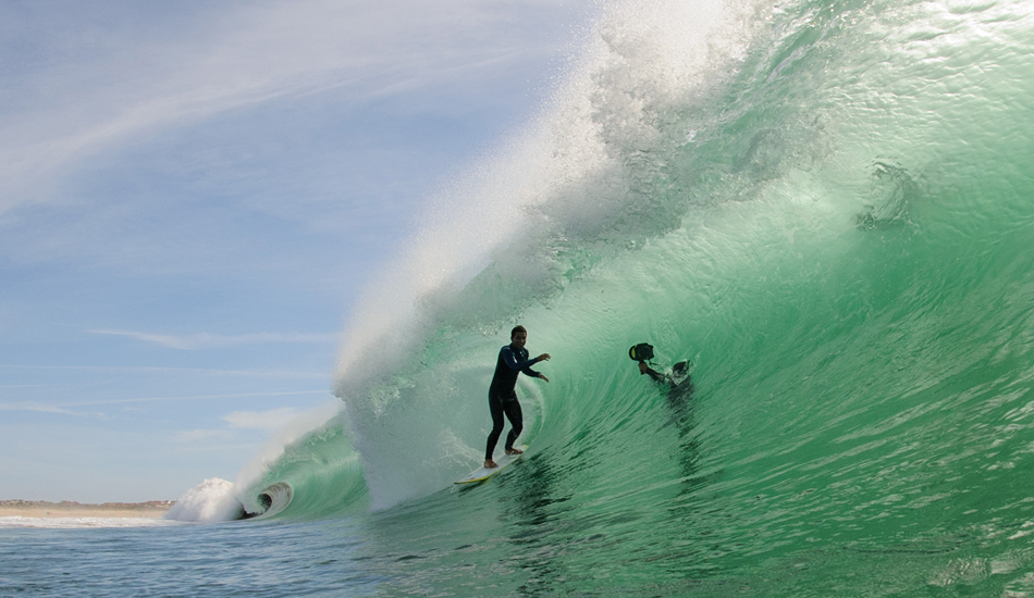 Freesurfs aren\'t free of photographers. Photo: <a href= \"https://joaobracourt.com/\" target=_blank>Joao Bracourt.</a>