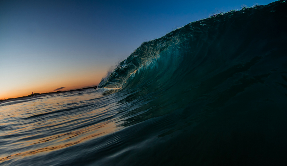 A thick clean wave roles through Main Beach, Forster NSW. Photo: <a href=\"https://brentonderooy.com/\">Brenton de Rooy</a>