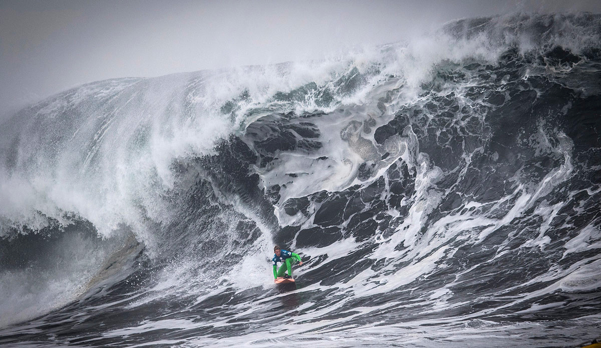 Nic Lamb of Santa Cruz, California USA (pictured) secured a fourth place finish after competing in 20ft plus (six meter surf) at the  Quiksilver Invitational in Punta de Lobos, Pichilemu, Chile on Friday May 1, 2015.  Photo: WSL / Jimenez