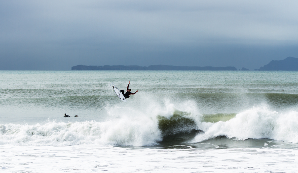 Dane Reynolds going for broke. Photo: <a href=\"https://www.kincaidcliffordphotography.com/\"> Brian Clifford</a>