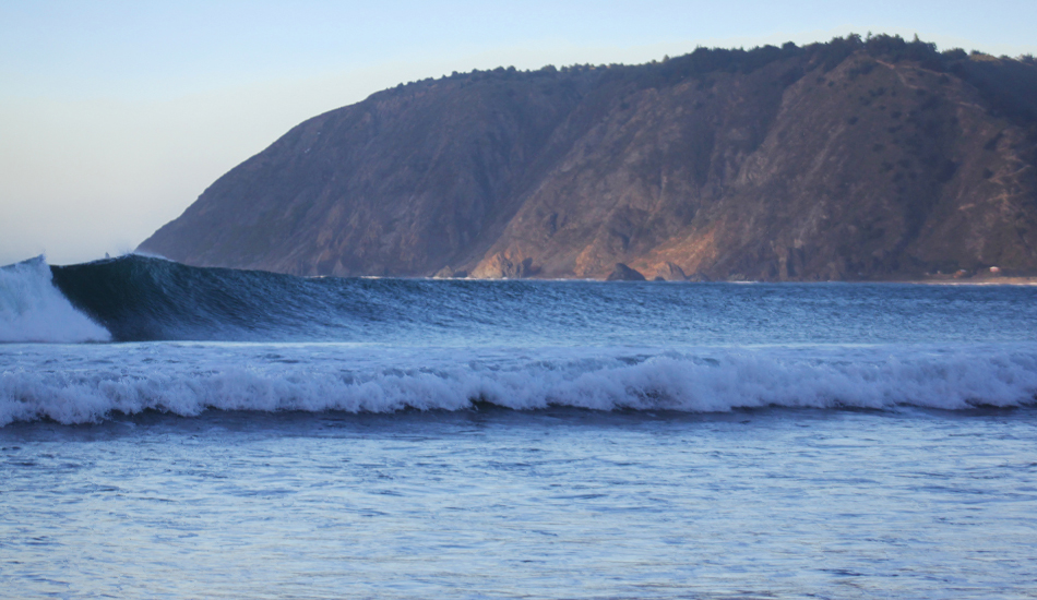 A solitary dusk. Image: <a href= www.surfari.com.br target=_blankSurfari>Surfari</a>