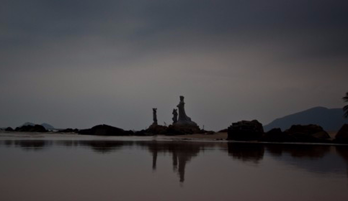 The surf gods checking the lineup. Photo: Andrew Carruthers